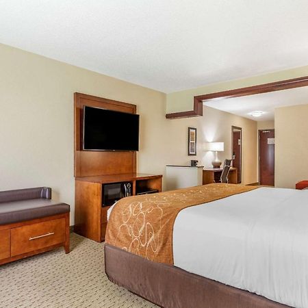 Comfort Suites Grand Rapids North Comstock Park Exteriör bild
